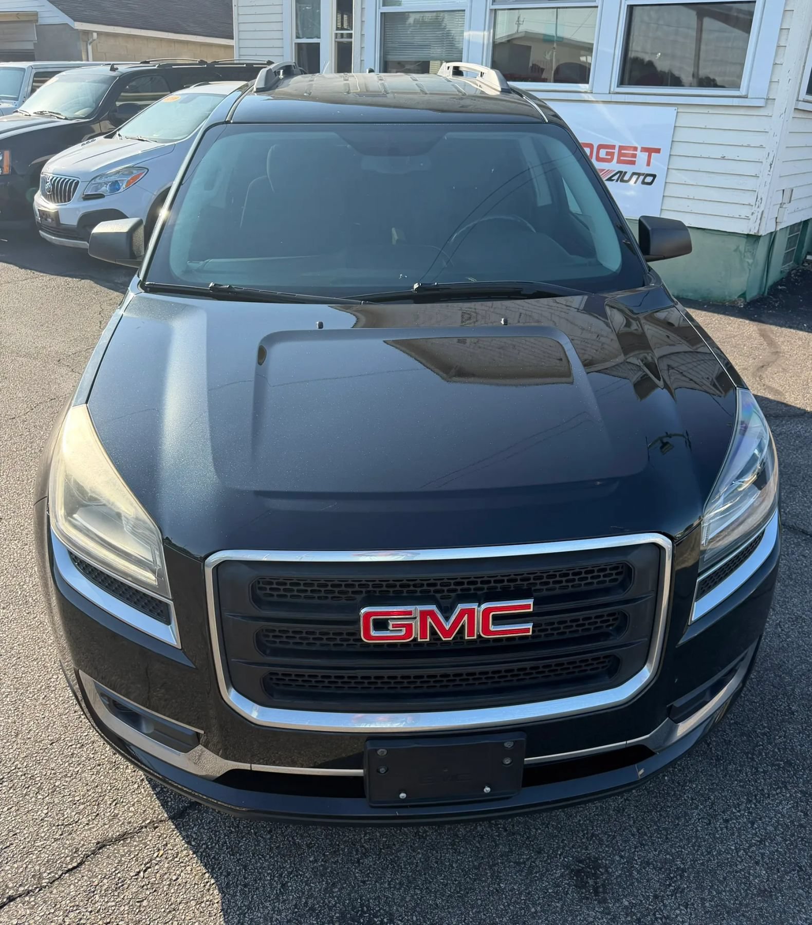 Used 2015 GMC Acadia SLE FWD image 11