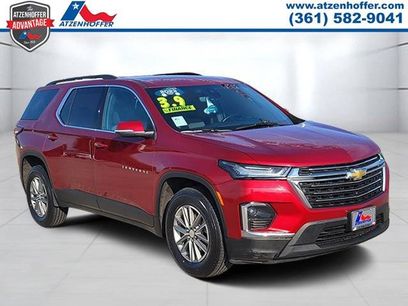 Used 2023 Chevrolet Traverse LT