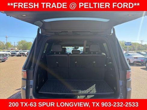 Used 2024 Jeep Wagoneer Series III image 10