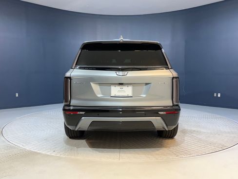 New 2026 Cadillac Vistiq Sport AWD/4WD image 10
