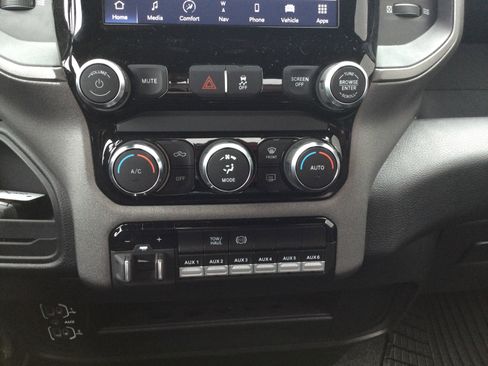 Used 2022 RAM 2500 Tradesman image 10