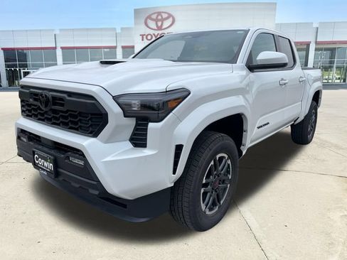 New 2026 Toyota Tacoma TRD Sport AWD/4WD image 11