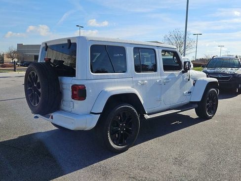 Used 2021 Jeep Wrangler Unlimited Sahara image 10