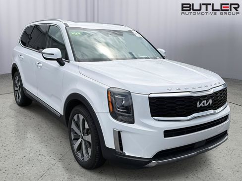 Used 2022 Kia Telluride S AWD/4WD image 3