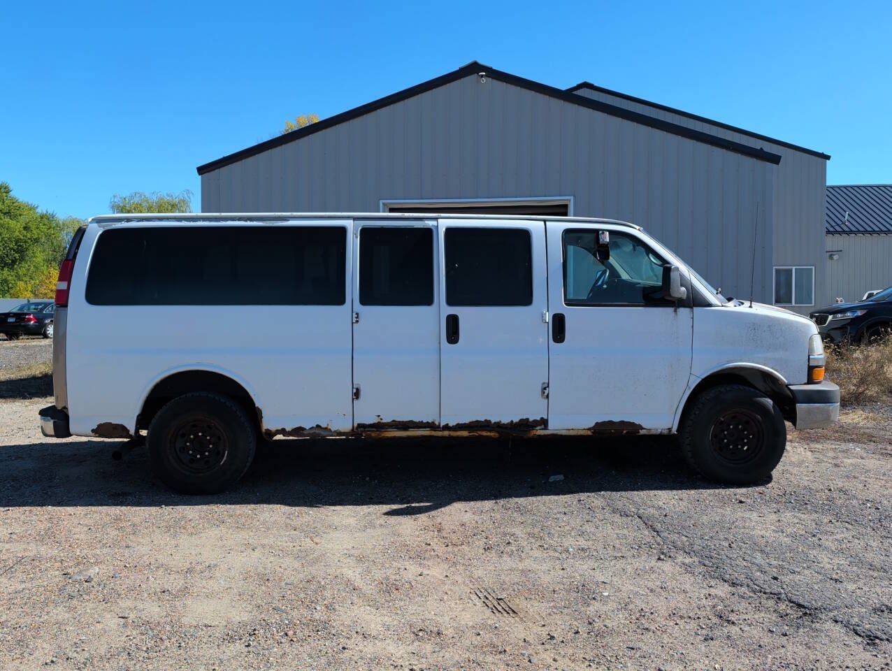 Used 2008 Chevrolet Express 3500 Extended Passenger w/ LT Preferred Equipment Group RWD image 6