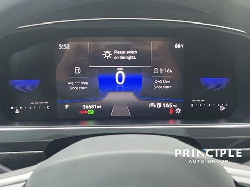 Used 2024 Volkswagen Tiguan SE R-Line image 22