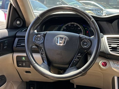 Used 2014 Honda Accord EX-L image 17
