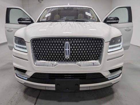 Used 2020 Lincoln Navigator Reserve w/ Luxury Package image 15