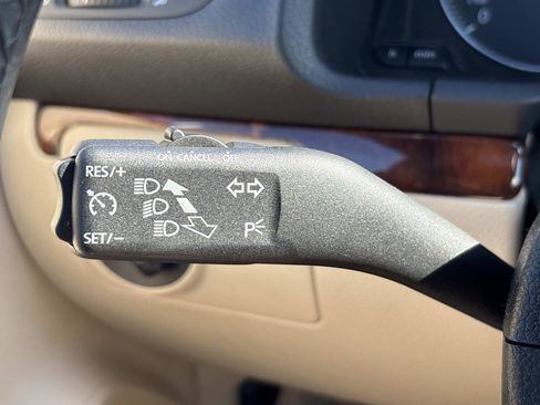 Used 2009 Volkswagen Eos Lux image 18