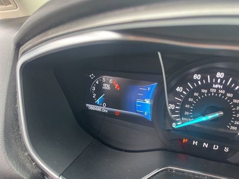 Used 2017 Ford Fusion SE w/ Fusion SE Technology Package image 13