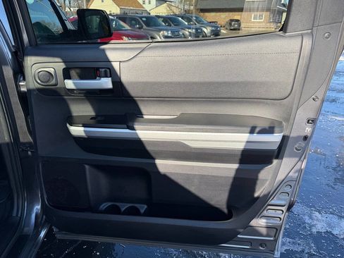 Used 2016 Toyota Tundra SR5 image 78