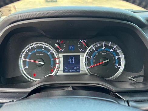 Used 2016 Toyota 4Runner Limited AWD/4WD image 24