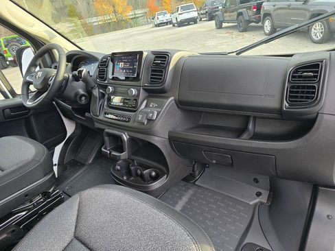 New 2026 RAM ProMaster 2500 w/ Advanced Safety Group image 25