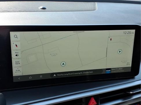 Used 2024 Kia Sorento S image 8