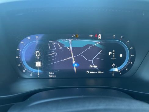 Certified 2025 Volvo XC40 B5 Plus image 20