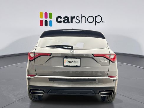 Used 2023 Acura MDX SH-AWD w/ Technology Package image 4