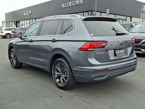 Used 2024 Volkswagen Tiguan SE FWD image 4