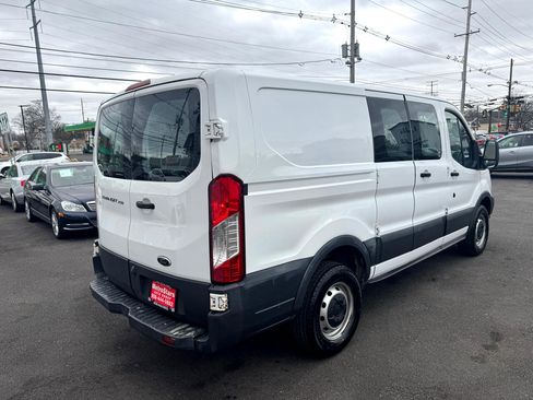 Used 2018 Ford Transit 250 130 Low Roof image 7