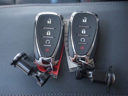 Used 2020 Chevrolet Bolt LT image 35