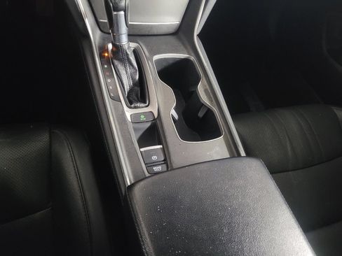 Used 2018 Honda Accord EX-L image 26