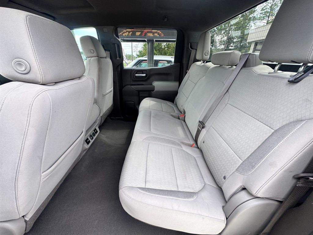 Used 2021 Chevrolet Silverado 1500 LT AWD/4WD image 13