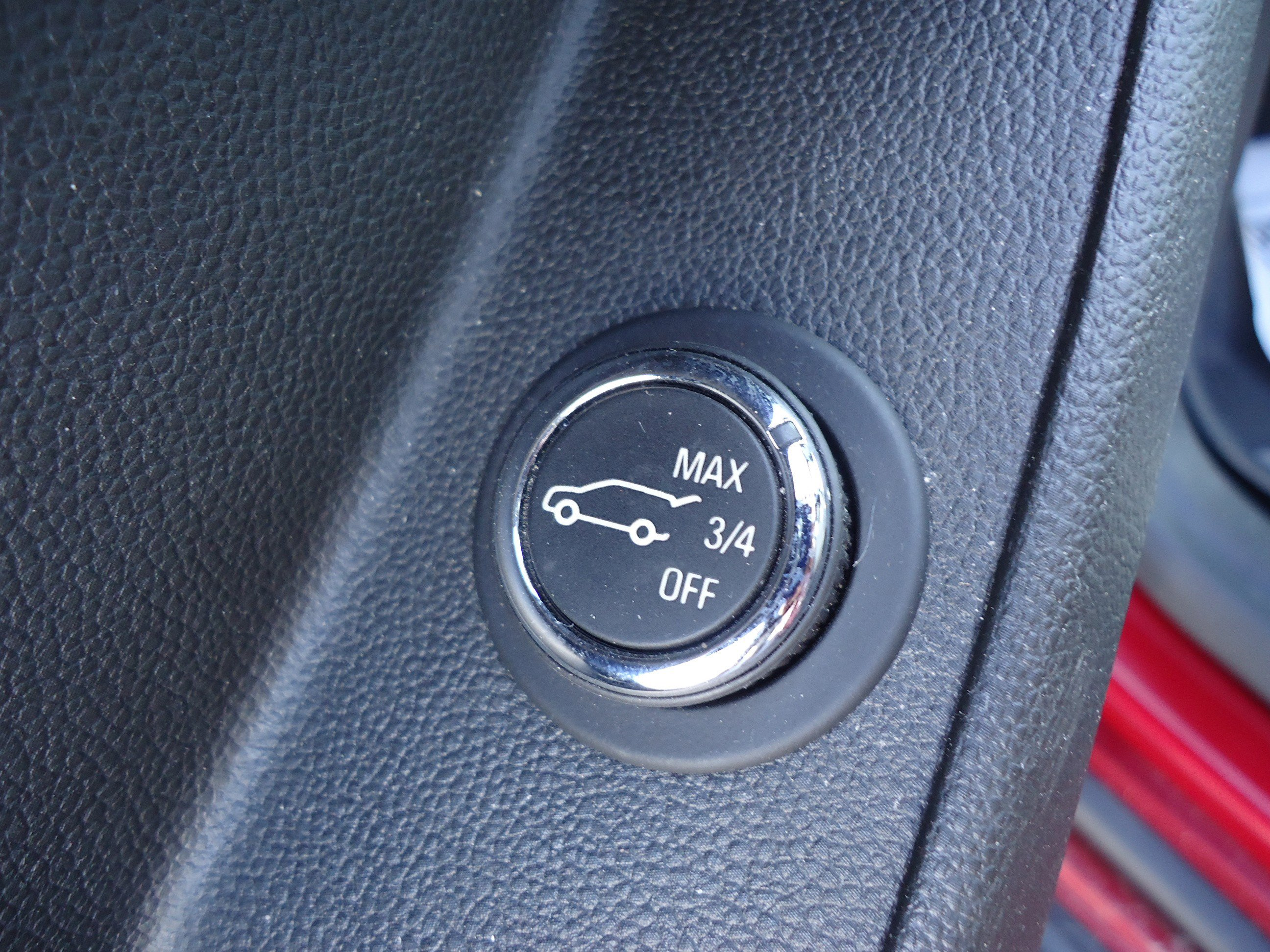 Used 2022 Chevrolet Traverse Premier w/ LPO, 'HIT The Road' Package AWD/4WD image 21