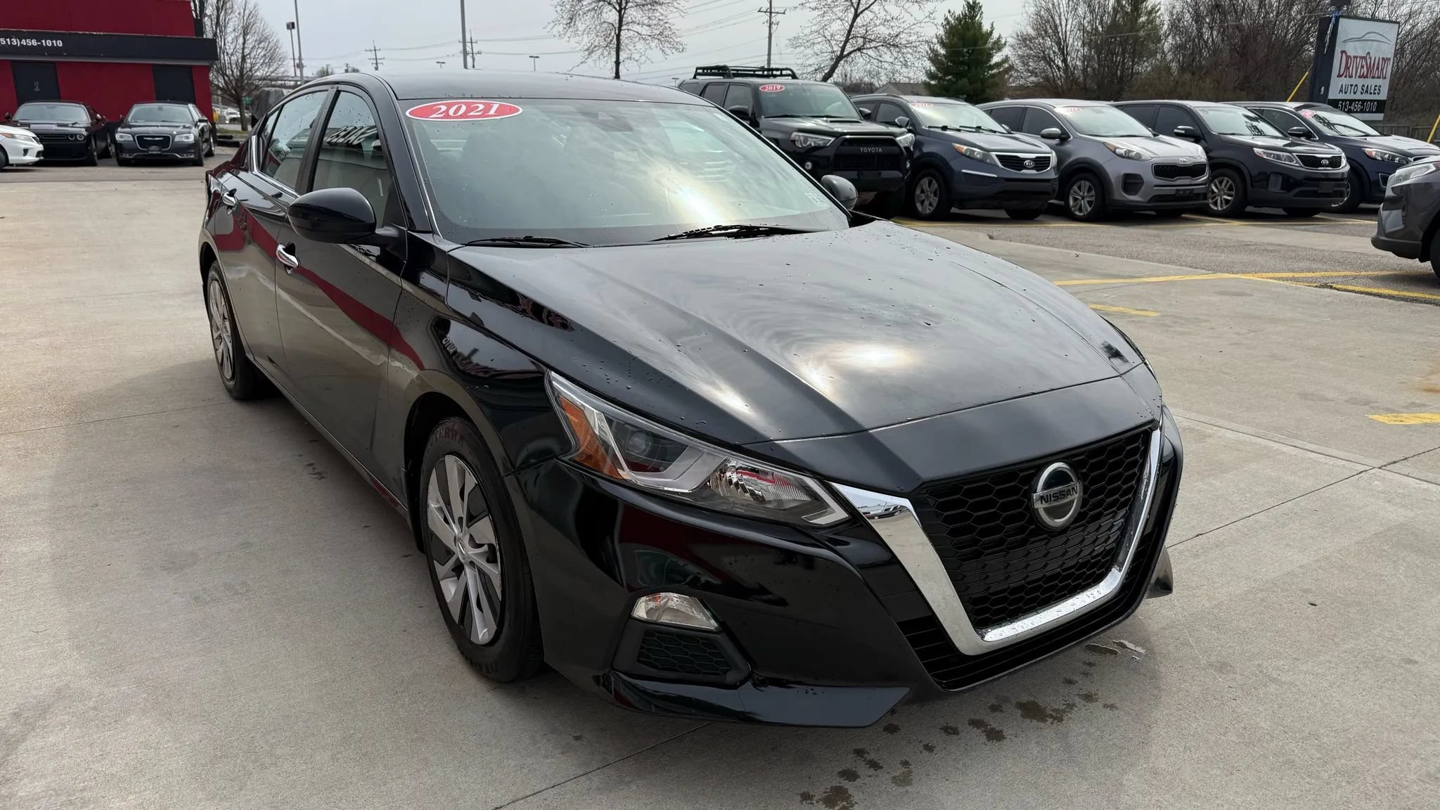 Used 2021 Nissan Altima 2.5 S w/ Driver Assist Package FWD image 2