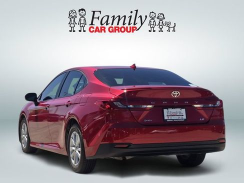 Used 2026 Toyota Camry LE w/ Convenience Package FWD image 3