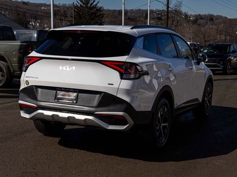 Used 2025 Kia Sportage EX w/ Premium Package image 4