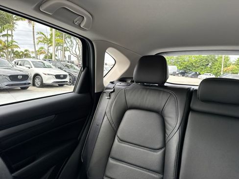 Used 2025 MAZDA CX-5 AWD 2.5 S w/ Preferred Package image 17