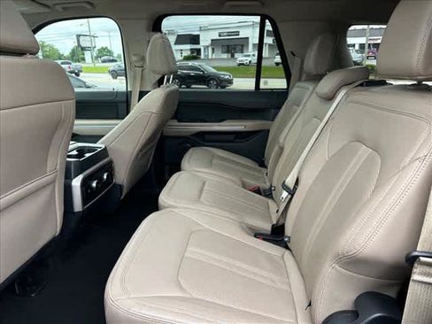 Used 2024 Ford Expedition Max Limited AWD/4WD image 14