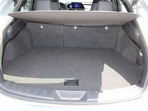 Used 2025 Lexus UX 300h FWD image 8