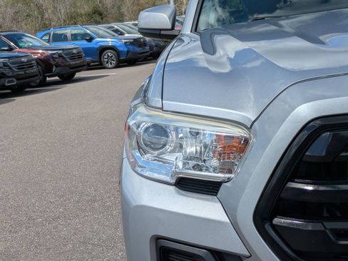 Used 2019 Toyota Tacoma SR w/ SR Convenience Package image 9