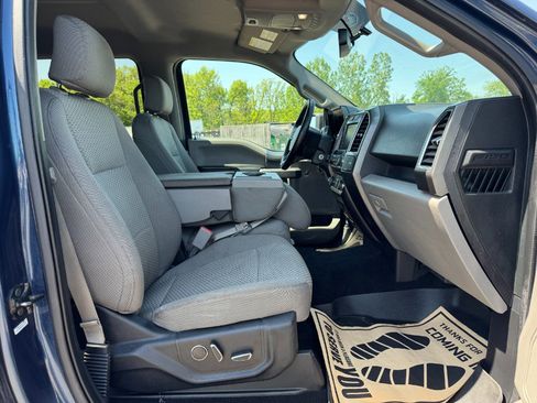 Used 2015 Ford F150 XLT w/ Equipment Group 302A Luxury AWD/4WD image 18