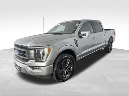 Used 2022 Ford F150 Lariat w/ Equipment Group 502A High AWD/4WD image 3