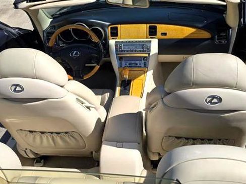 Used 2002 Lexus SC 430 Convertible image 7