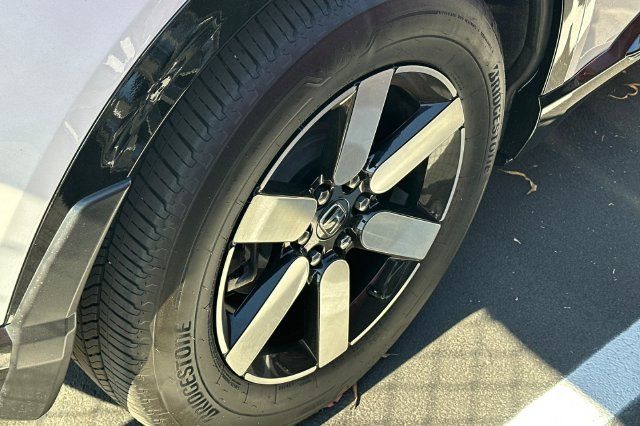 Used 2025 Honda Prologue Touring image 4