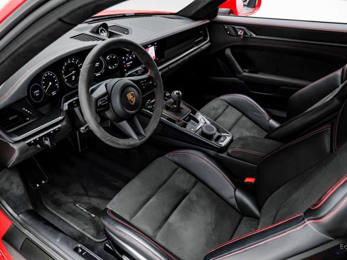 Used 2022 Porsche 911 GT3 image 43