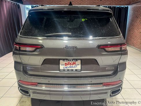 Used 2024 Jeep Grand Cherokee L Overland w/ Trailer Tow Package image 9