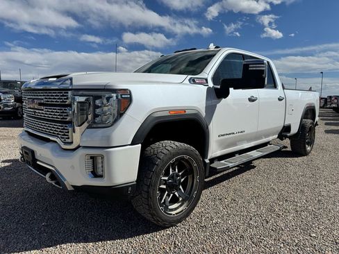 Used 2020 GMC Sierra 3500 Denali w/ Denali Ultimate Package AWD/4WD image 4