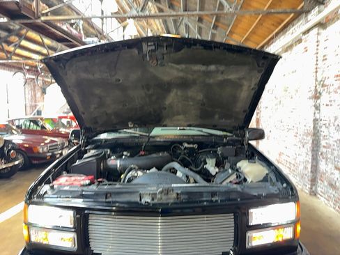 Used 1995 GMC Yukon SLE image 89