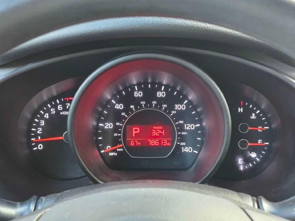 Used 2017 Kia Soul FWD image 15