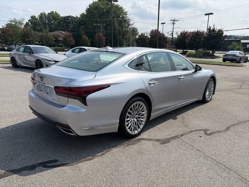 Certified 2024 Lexus LS 500 RWD image 4