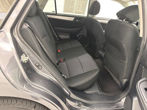Used 2019 Subaru Outback 2.5i Premium AWD/4WD image 23