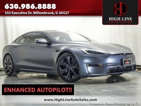 Used 2022 Tesla Model S Plaid image 1