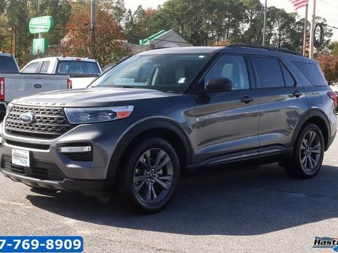 Used 2021 Ford Explorer XLT w/ Equipment Group 202A image 3