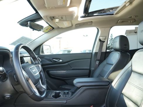 Used 2021 GMC Acadia Denali w/ GMC Pro Grade Package image 29