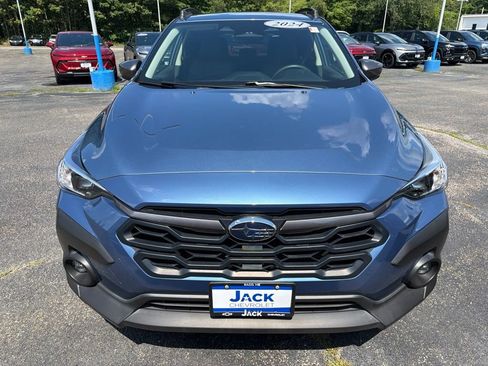 Used 2024 Subaru Crosstrek 2.0i Premium AWD/4WD image 2
