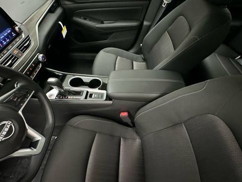 Certified 2024 Nissan Altima 2.5 SV AWD/4WD image 14