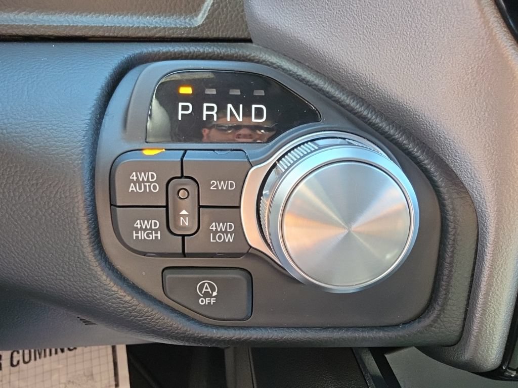 Used 2026 RAM 1500 Laramie AWD/4WD image 21